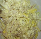 Солим и перчим салат по вкусу, заправляем майонезом и подаем к столу. Приятного аппетита! 
 
 koketka.by/recepty/item/3343-salat-s-kalmarami 	