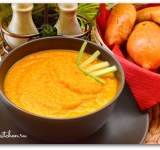 Легкий, вкусный, ароматный и полезный суп-пюре к обеду готов. Подаем к столу с ложкой сметаны или сливок. Приятного аппетита! 
 
Cсылка на оригинальный рецепт:  hellokitchen.ru/4700/morkovniy-sup-pure/ 	